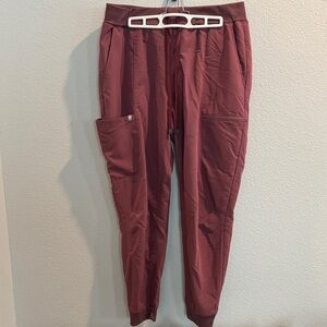 Fabletics Women's Moonlight Mauve On Call Scrub Joggers